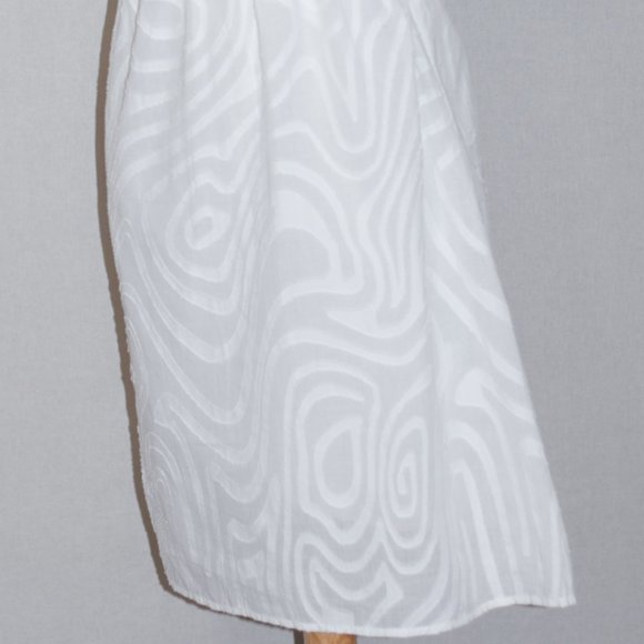 Perception New York Dress - Picture 14 of 15